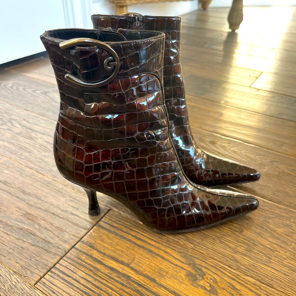 Brown leather ankle boots.